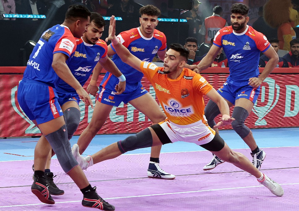 Haryana Steelers silence home crowd to defeat Puneri Paltan in a nail biter