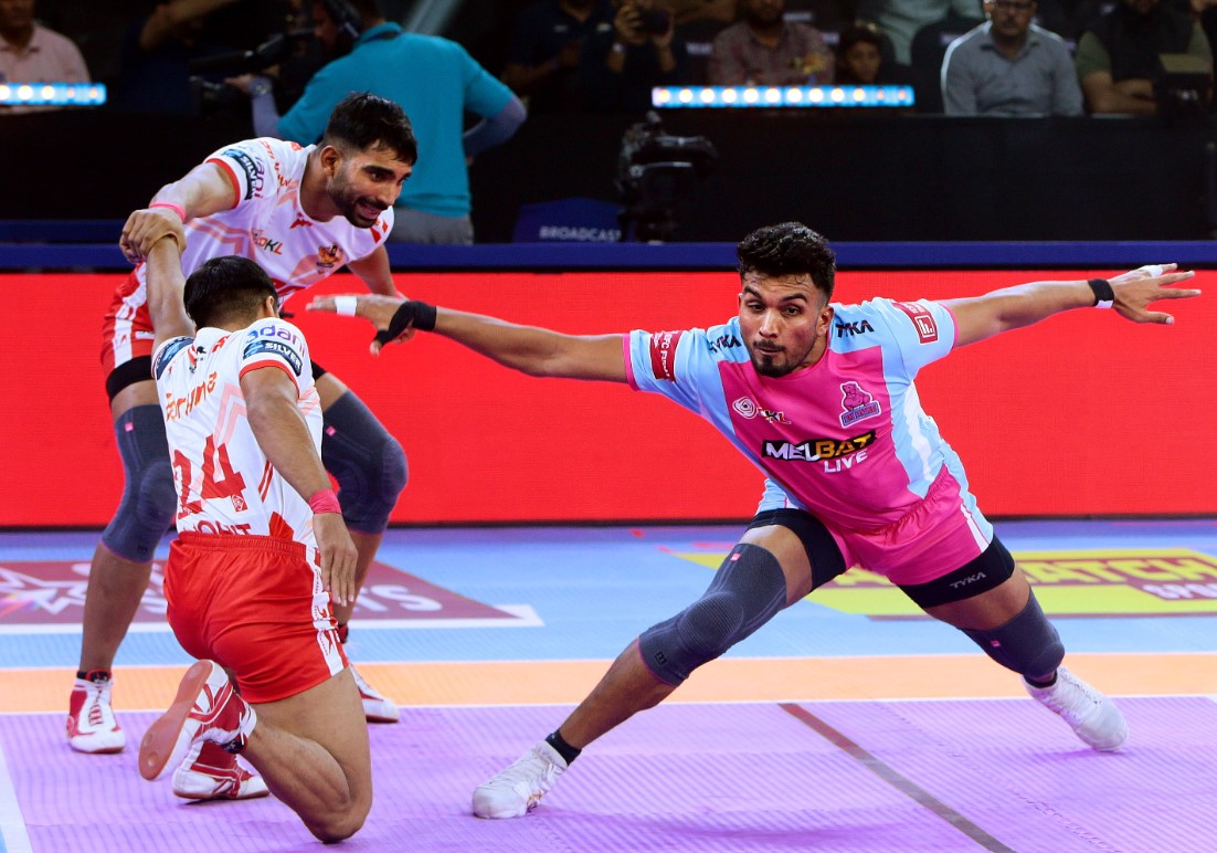 Pink Panthers vs Gujarat Giants