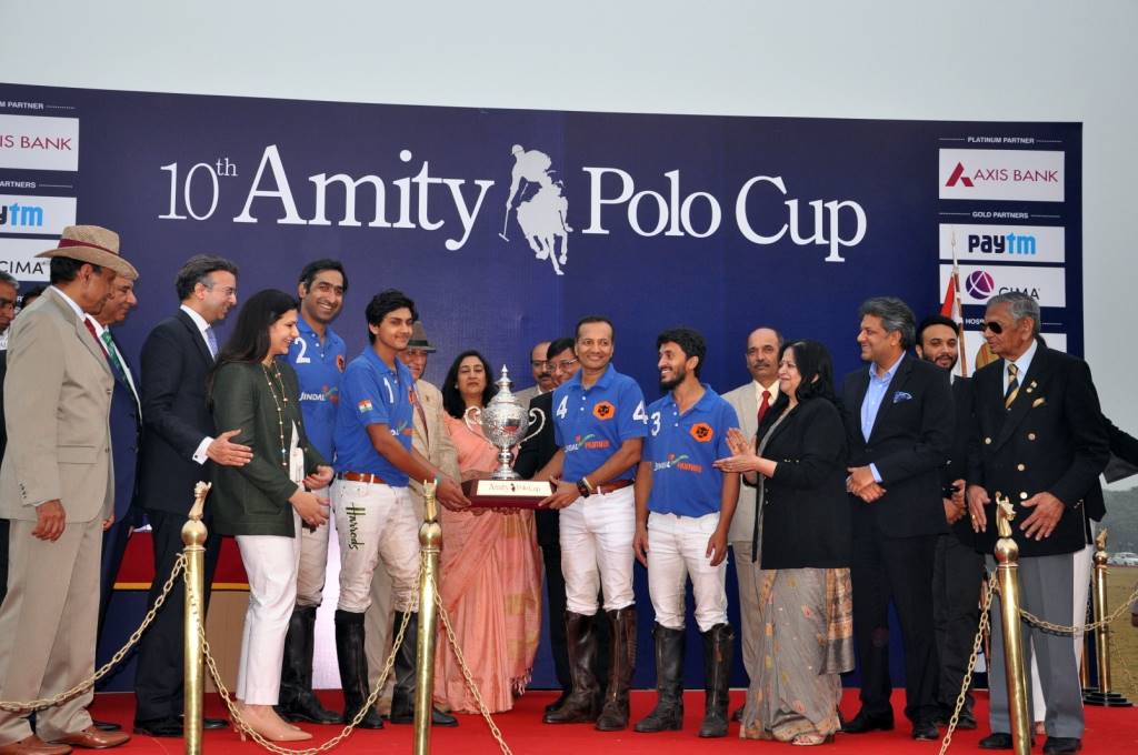 Team of Jindal Panther being awarded the Winners Trophy during Amity Polo Cup 2017