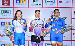Aashu Sharma with Bronze in right Track Asia Cup