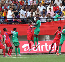Churchill-Brothers-and-Salgaocar-on-the-opening-day-of-Airtel-I-League