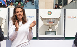 Marion Bartoli with the French Open Trophies