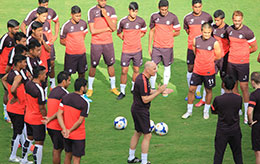 Stephen Constantine We will be under presusre from first minute