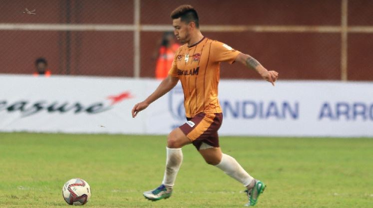 Zohib Islam amiri Football 