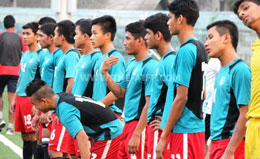 football-u-16-boys-team