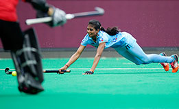 India Women team player in action against NZ at the FINTRO HWL Semi Final