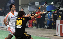 Thes-Jeffrey-of-BEL-in-action-against-NED-in-their-HHWL-Men-Final-2014
