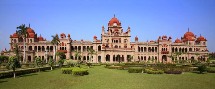 Khalsa College