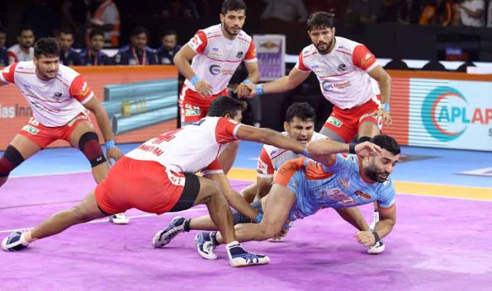 Maninder Singh stars for Bengal Warriors in their win against Haryana Steelers Maninder Singh stars for Bengal Warriors in their win against Haryana Steelers