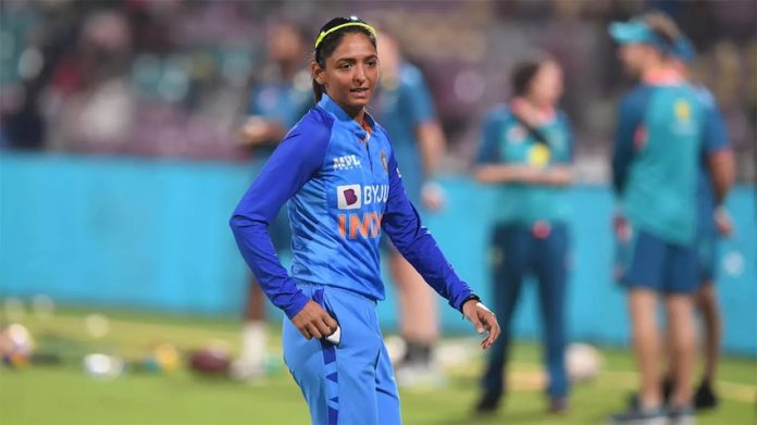 Harmanpreet_Kaur_suspened_because_of_breach__copy
