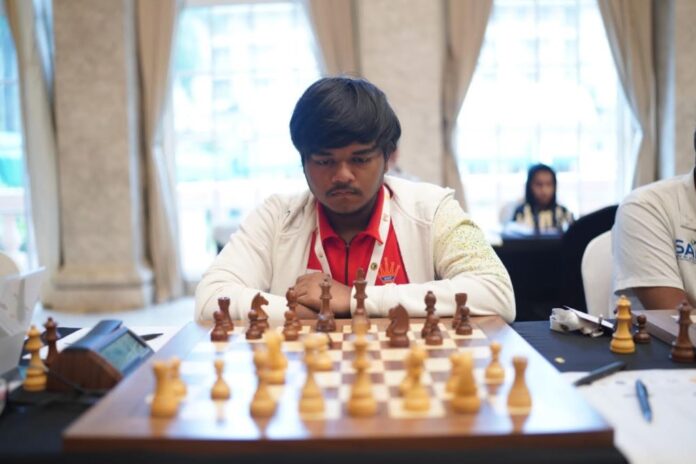 Guru Prakash in action at Asian Junior Open and Girls Classical Chess Championships Guru Prakash