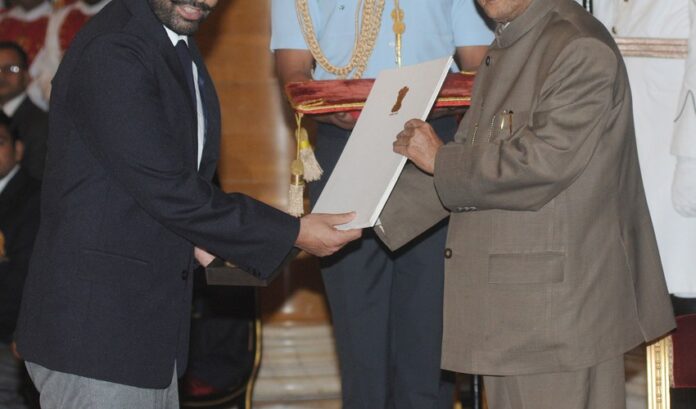 Ronjan Sodhi receives the Rajiv Gandhi Khel Ratna Award, 2013 President Pranab Mukherjee presenting the Rajiv Gandhi Khel Ratna Award to shooter Ronjan Sodhi in 2013